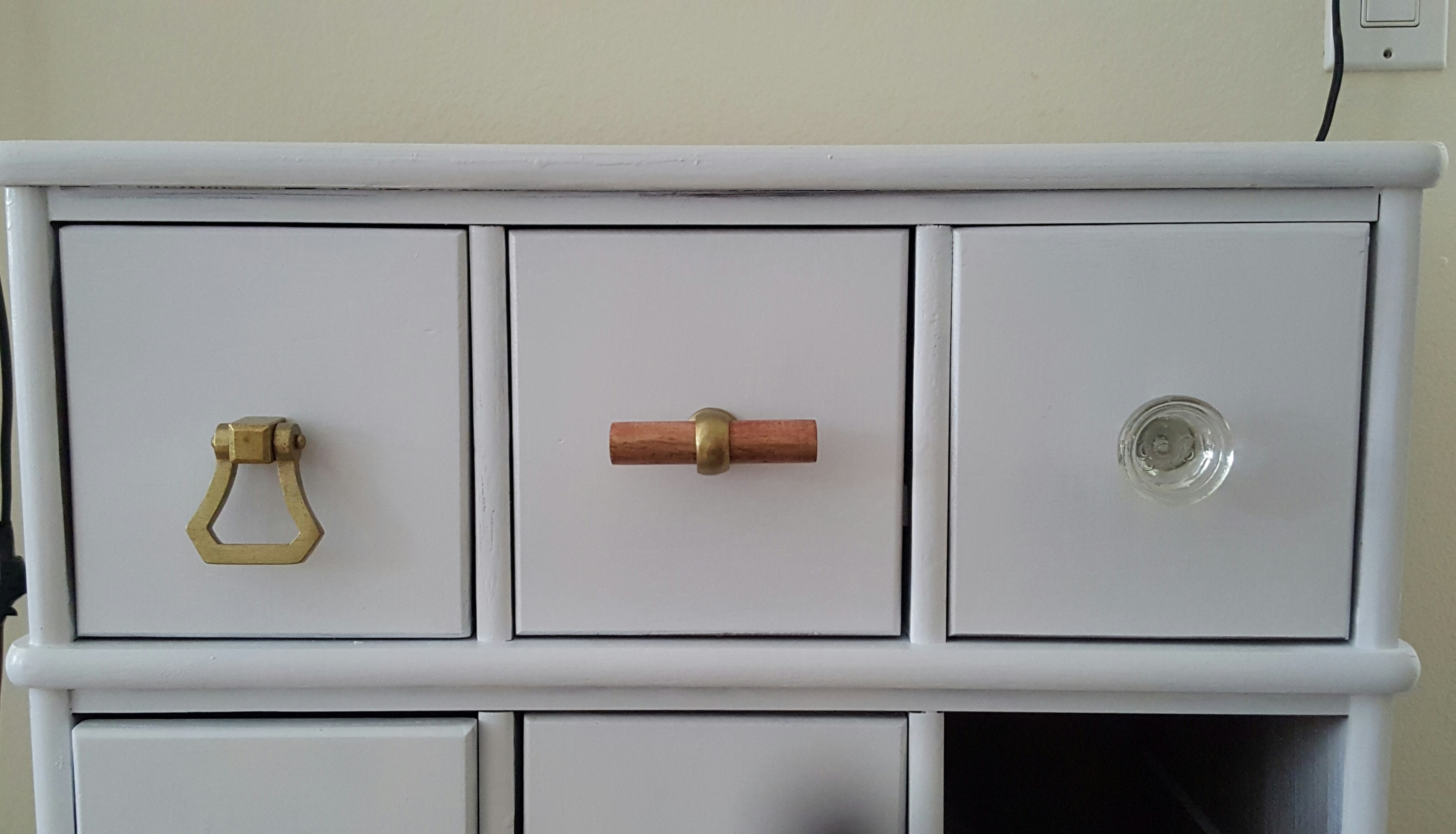 hardware cabinet 