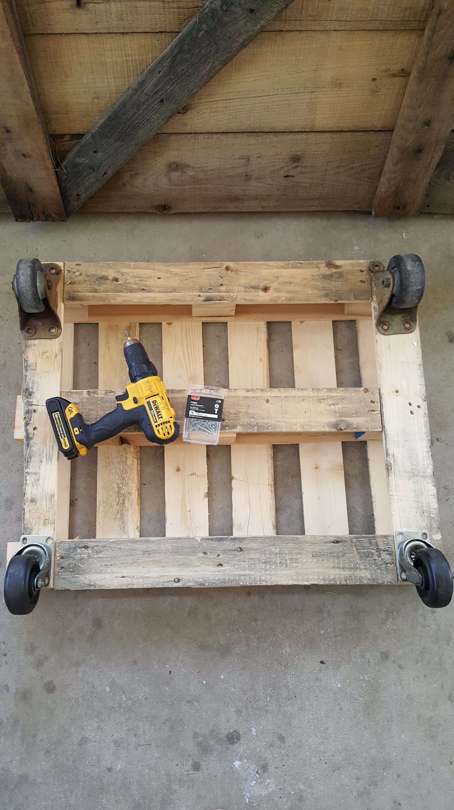 Rustic Vintage Barn Door Coffee Table DIY Dewalt Tools