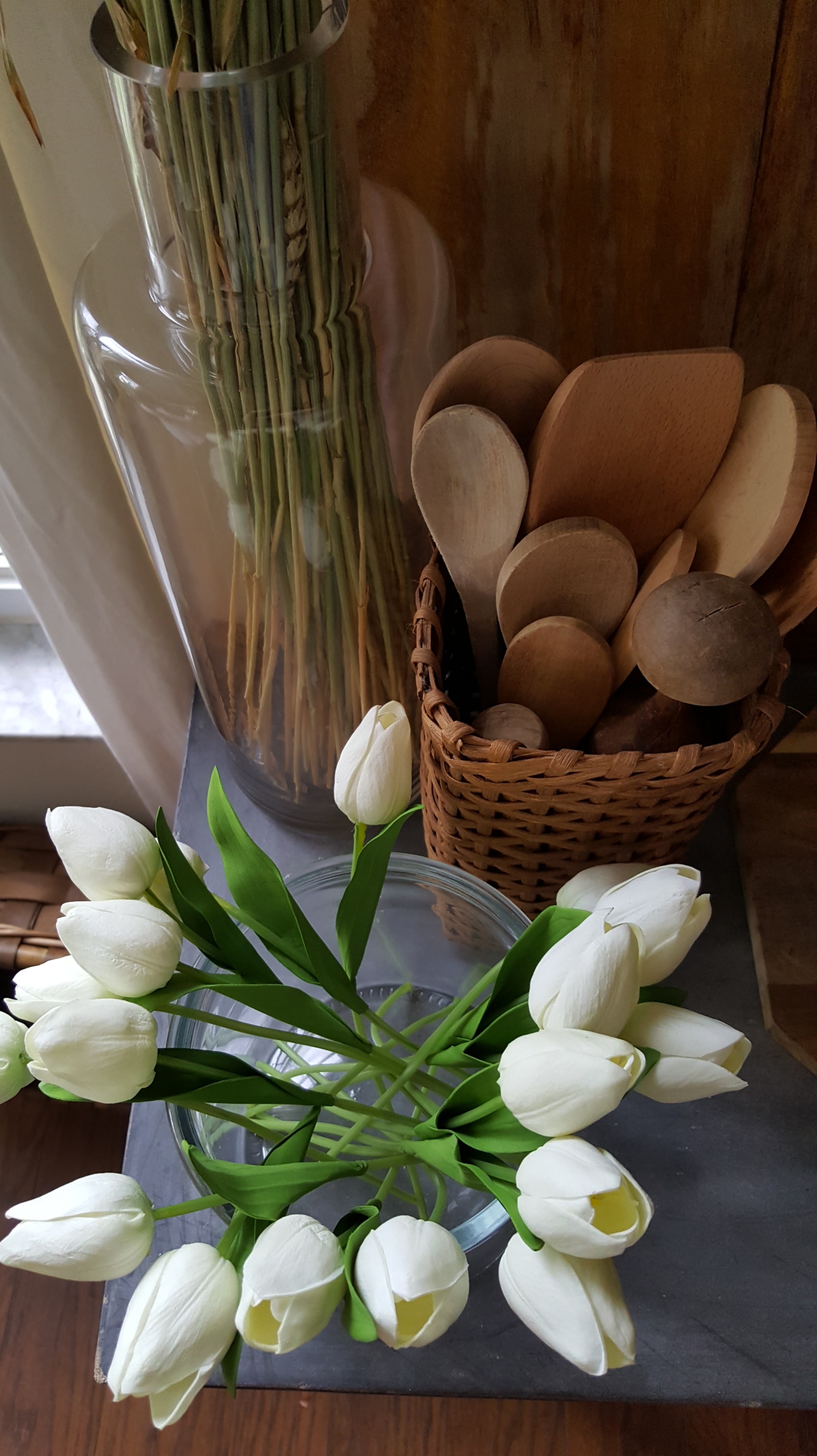 Spring Home Decor Blog Tour White Kitchen Tulips Michael's Homegoods Farmhouse Rustic Copper Greenery Decor