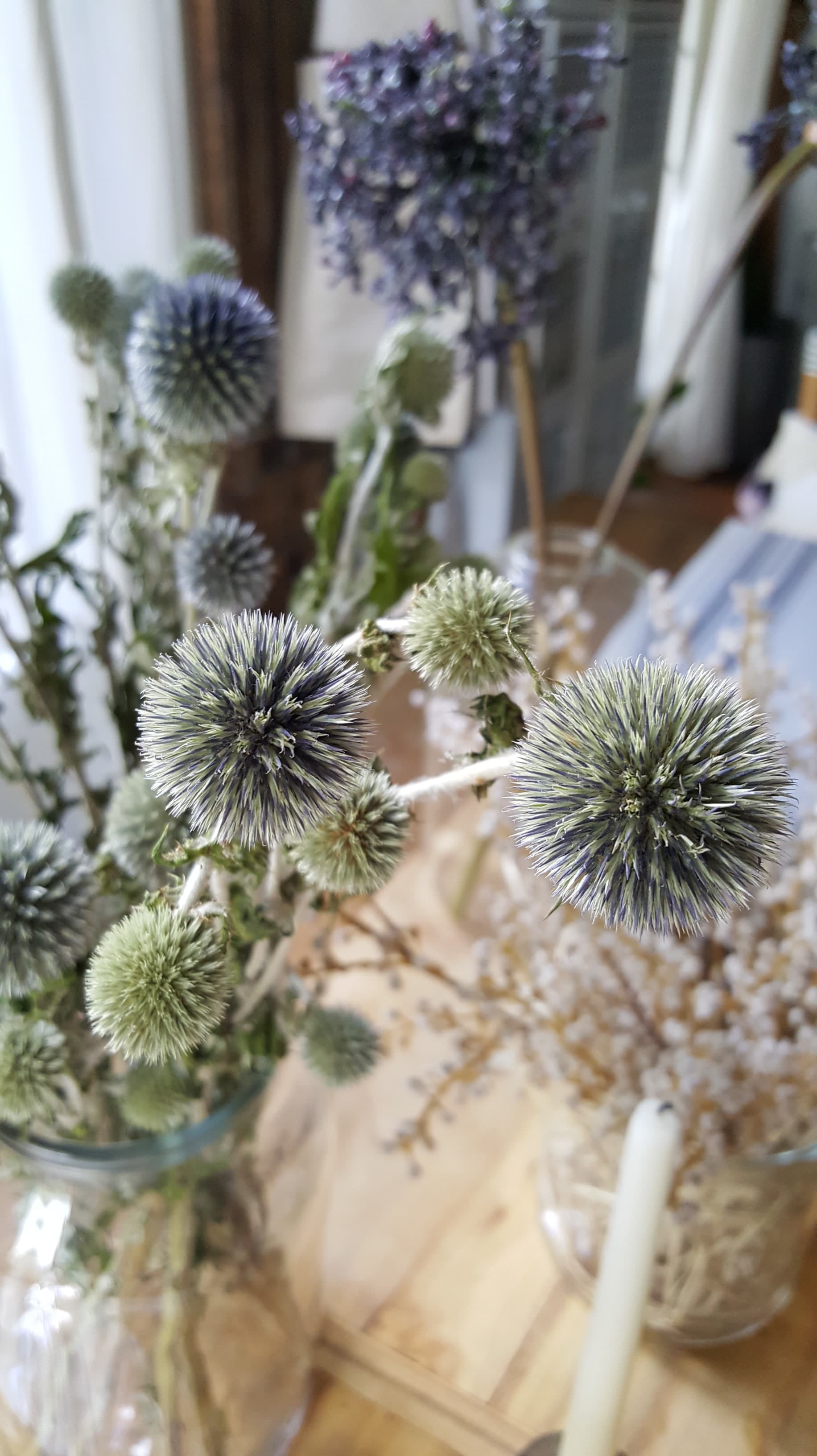 Faux Flowers Fall Winter Decor Thistles Naturals Tablescape Design Flowers White Black Neutral Mantel Table Scape Winter Fall Afloral Florals Modern Farmhouse Vintage Design Interiors Scandinavian Ideas Inspiration Pinterest