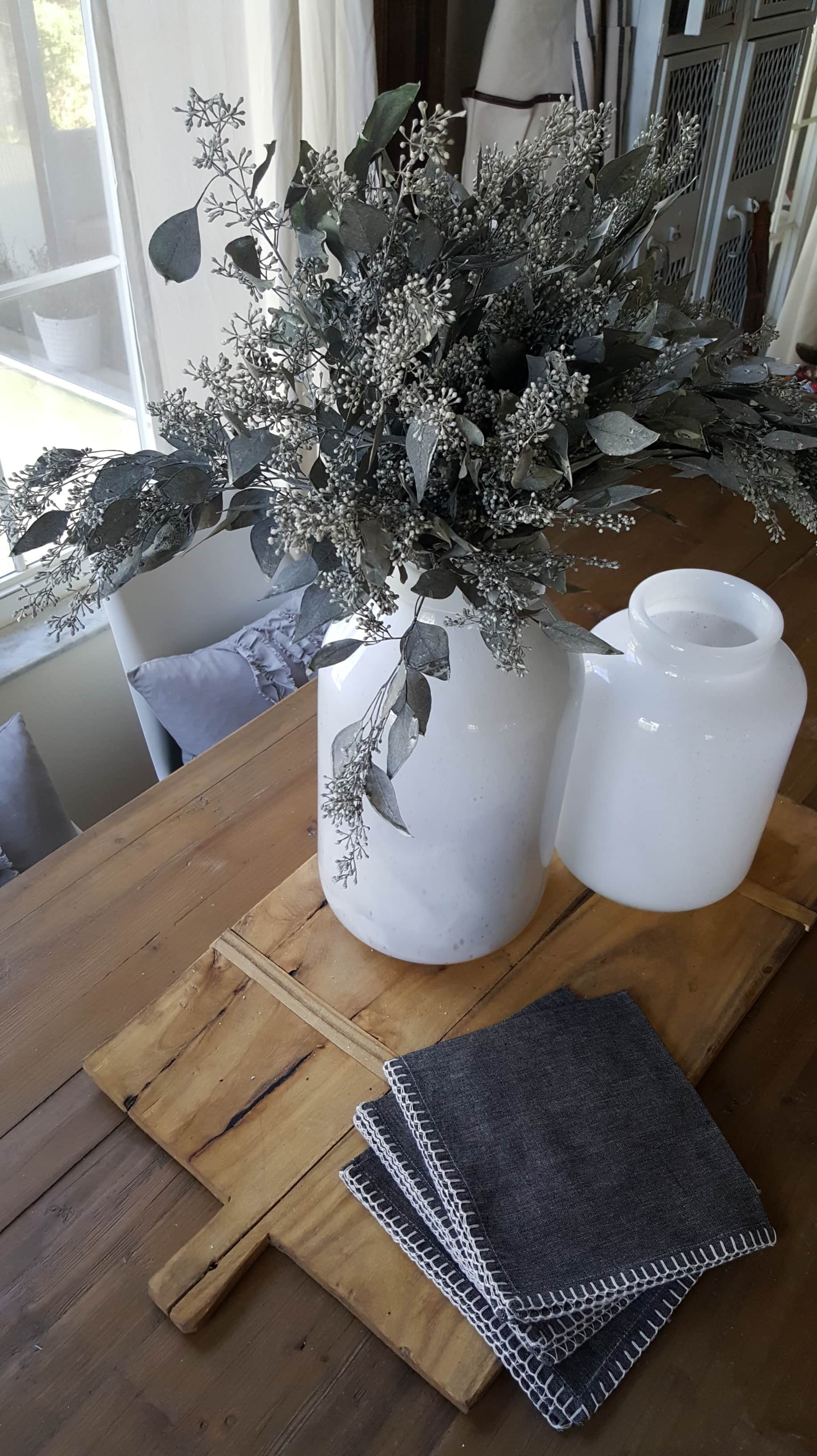 cozy dining room decor design modern farmhouse table wood white gold eucalyptus gray industrial vintage winter decor chair eucalyptus