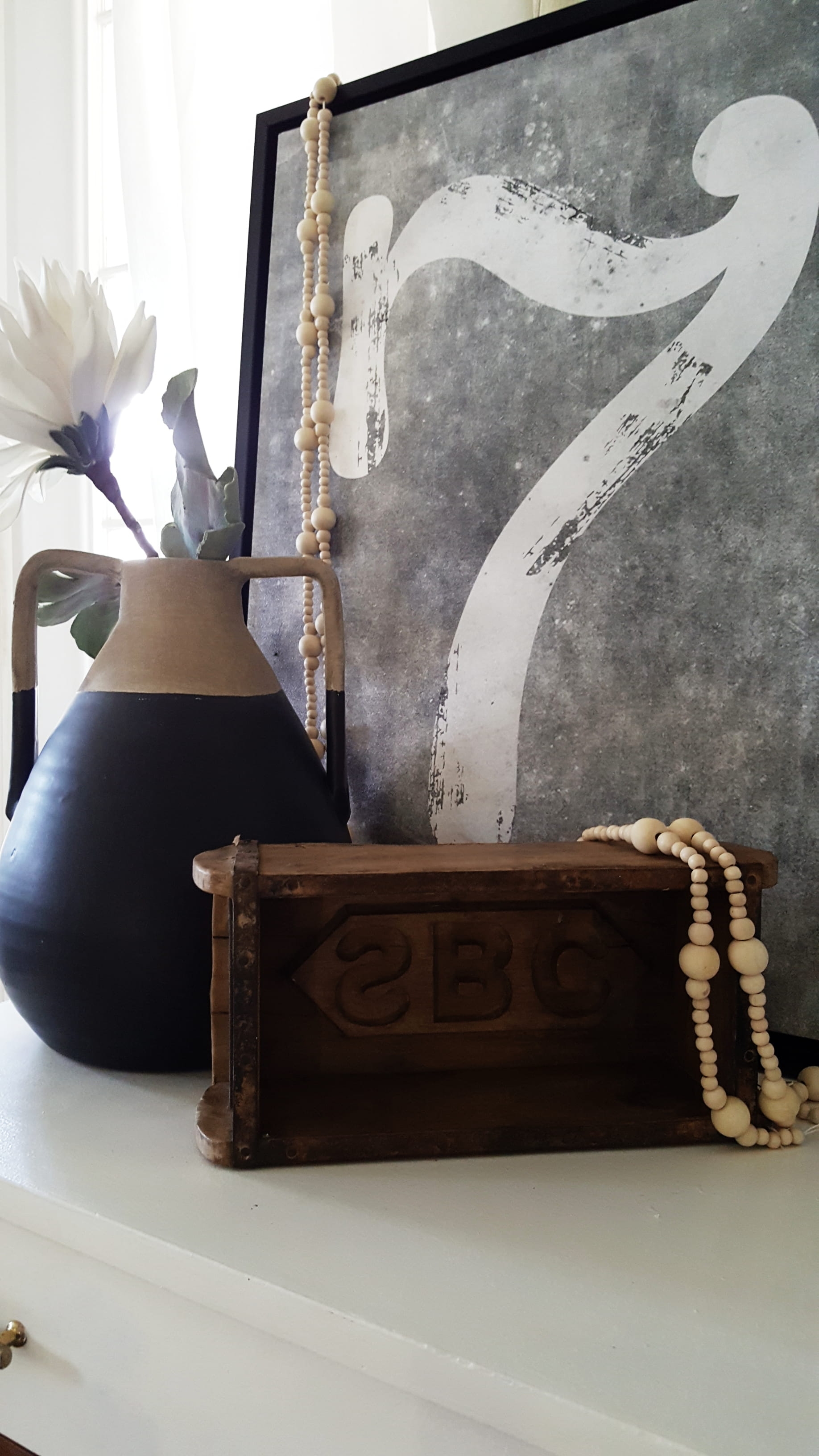 Mid Century Modern Eclectic Vintage Industrial decor design inspiration living room makeover furniture home decorating bed bath & beyond black and white decor minimal design metal vase flowers