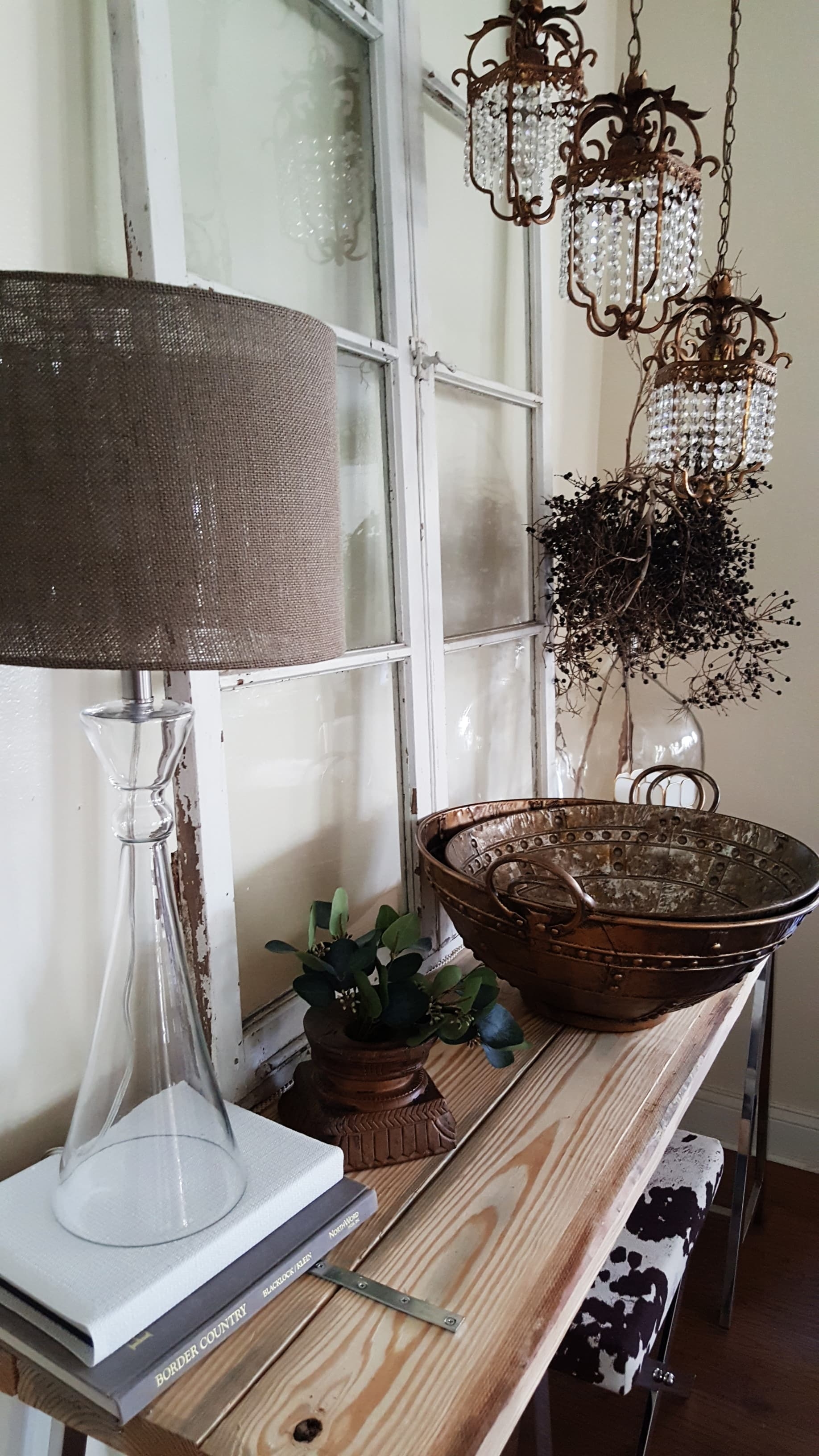 Mid Century Modern Eclectic Vintage Industrial decor design inspiration living room makeover furniture home decorating bed bath & beyond black and white decor minimal design metal vase flowers