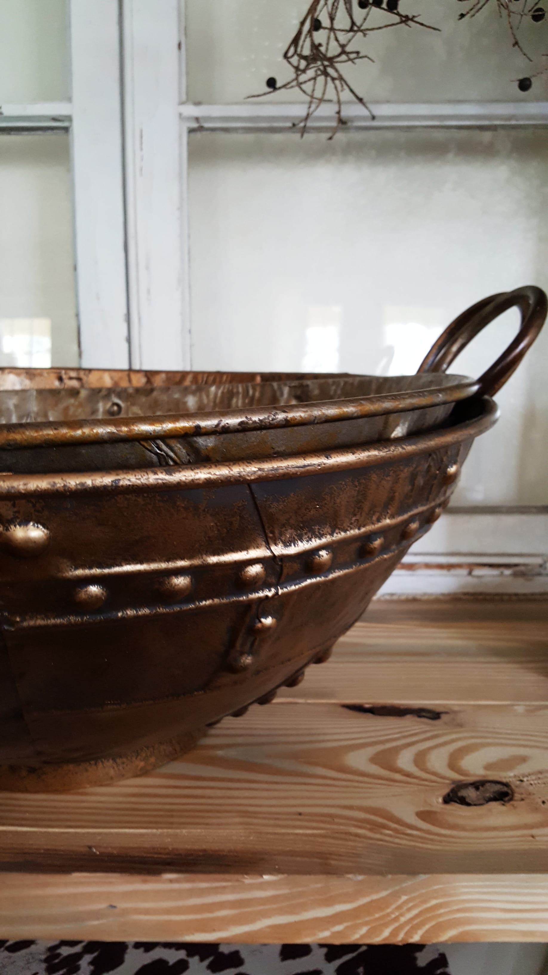 Mid Century Modern Eclectic Vintage Industrial decor design inspiration living room makeover furniture home decorating bed bath & beyond black and white decor minimal design metal vase flowers