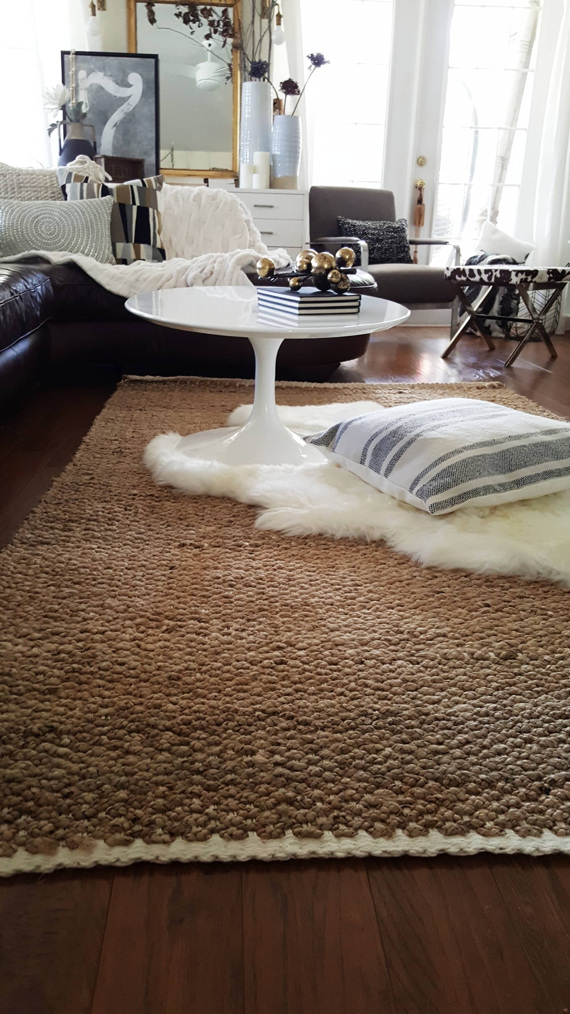 Mid Century Modern Eclectic Vintage Industrial decor design inspiration living room makeover furniture home decorating bed bath & beyond black and white decor minimal design metal vase flowers