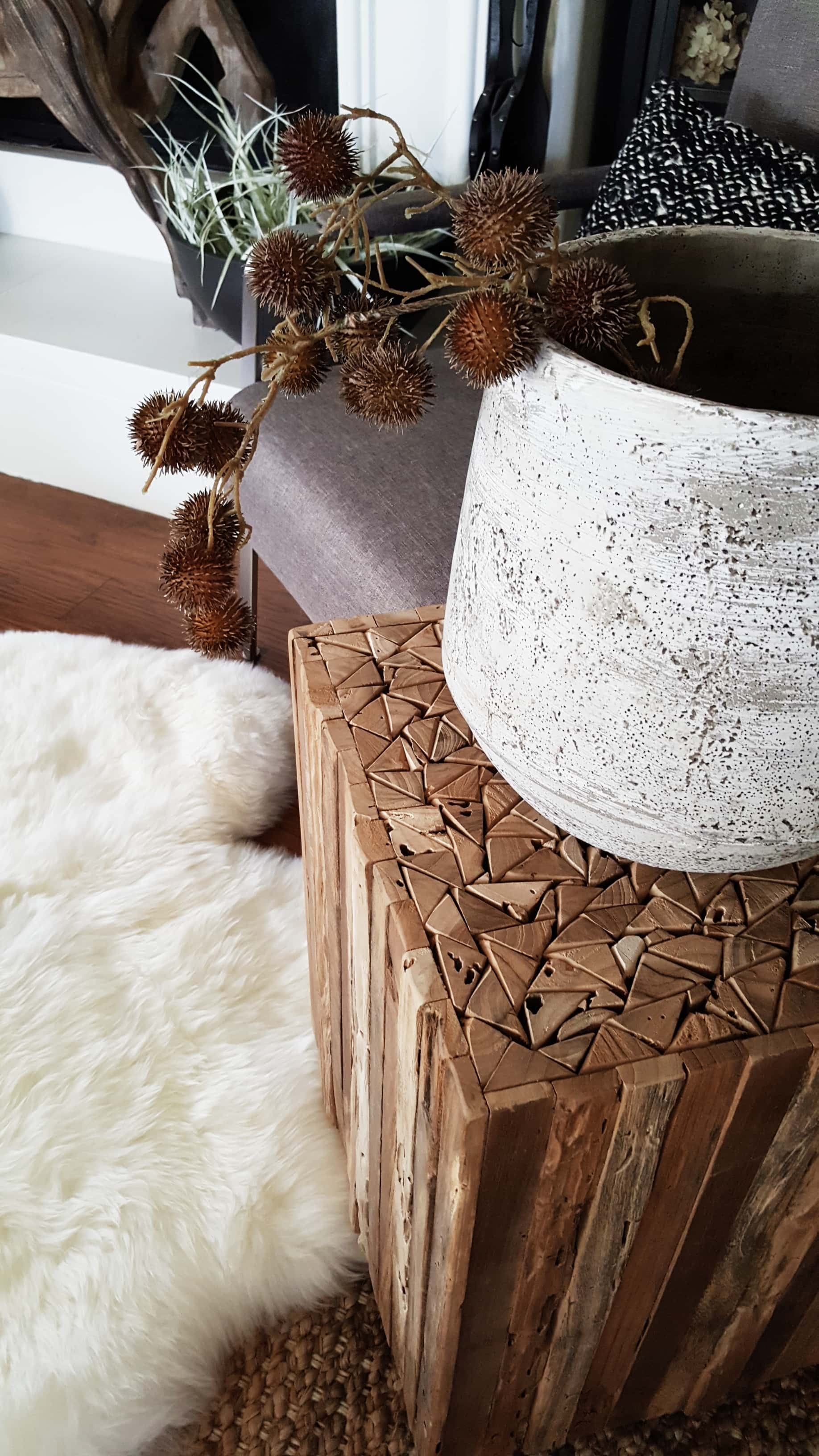 Mid Century Modern Eclectic Vintage Industrial decor design inspiration living room makeover furniture home decorating bed bath & beyond black and white decor minimal design metal vase flowers